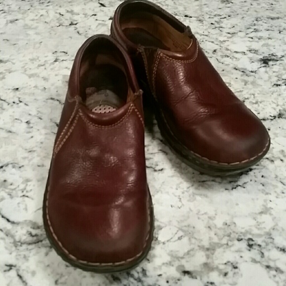 Born Shoes - BORN clogs brown Leather Nice Used Condition 8.5